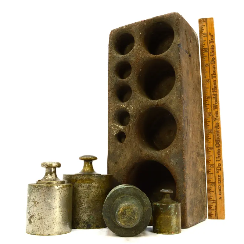 Antique Apothecary Weight Set – Four Weights in “Industria Argentina” Solid-Wood Rack