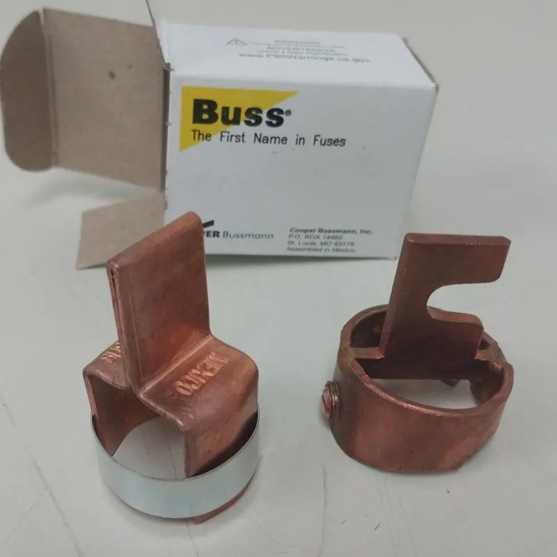 Bussmann Class R Fuse Reducer — 60A to 100A Clip Adapter (Part #616-R)