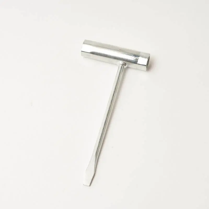 Chainsaw Adjustment Wrench – Tool-Specific Service Wrench