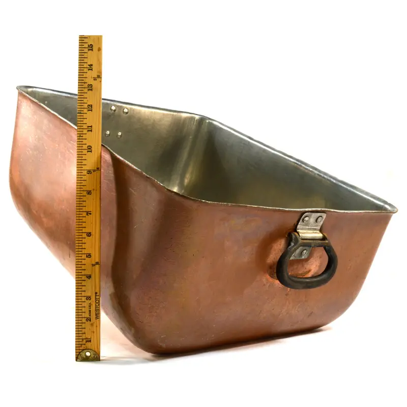 Heavy-Duty Antique Wash Basin – 14-Gallon Copper-and-Tin Tub with Cast Iron Handles