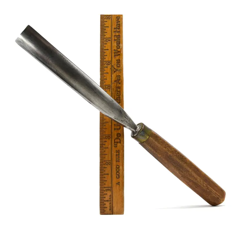 J. Addis & Sons Carving Gouge – 3/4-Inch Sweep, Octagonal Hardwood Handle, 5-Inch Steel Blade