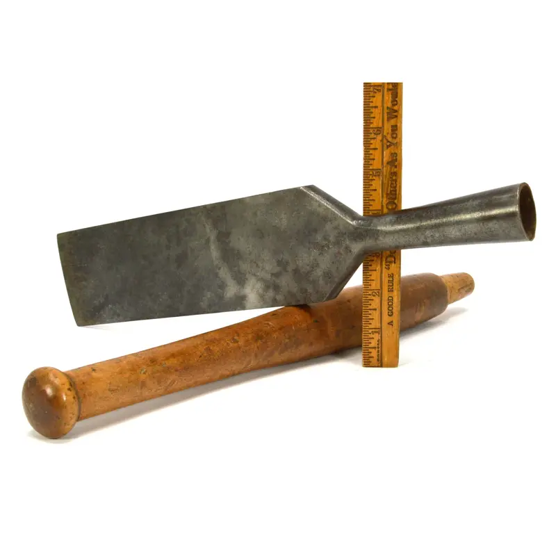 Keen Kutter Carpenter’s Slick Chisel — 3″ Blade, 28″ Socket-Style Woodworking Tool