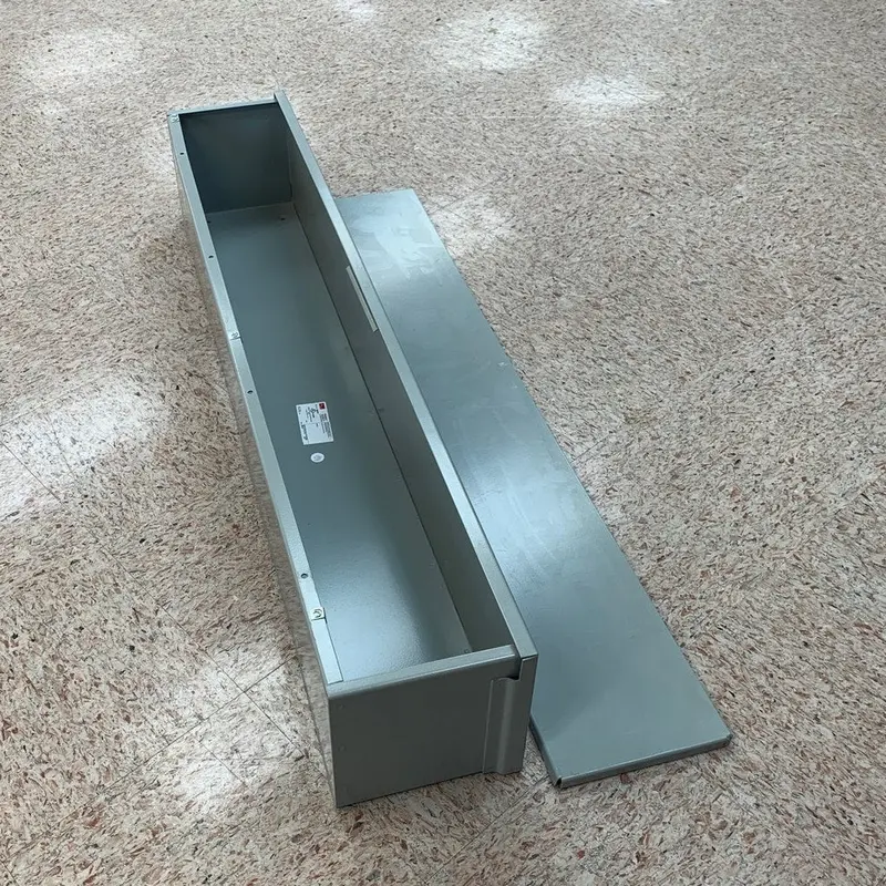 nVent Aluminum Wire Raceway Trough – 48 in x 8 in x 8 in – Factory-Sealed Box