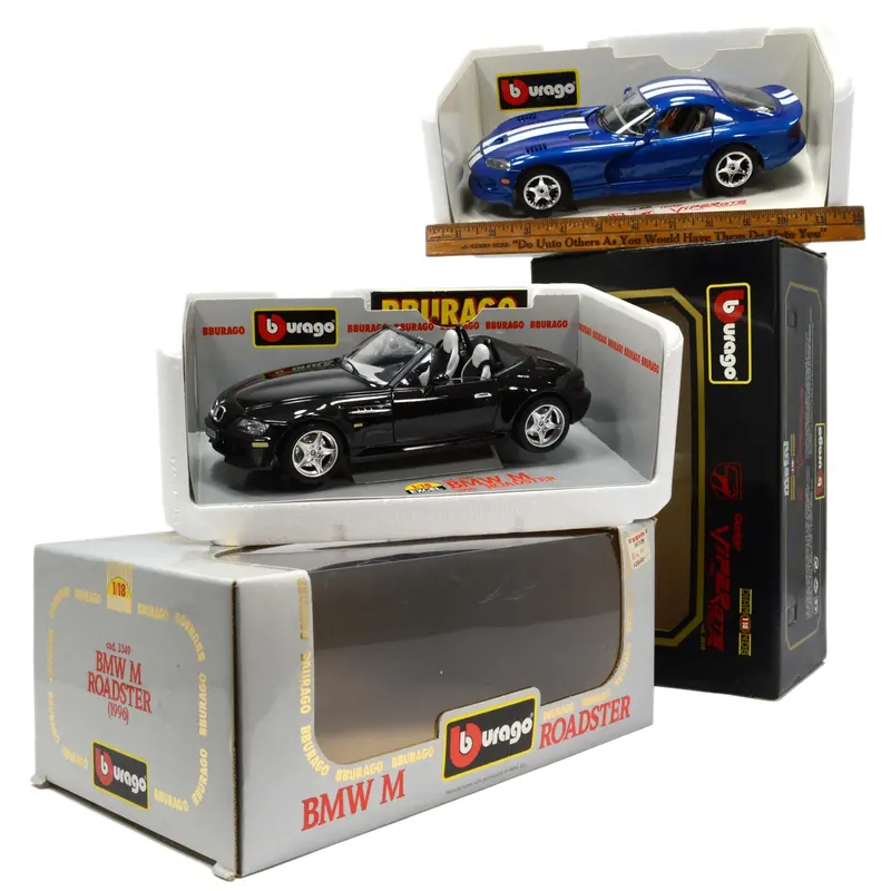 Pair of 1:18 Burago Diecast Cars – BMW M Roadster and Dodge Viper Models