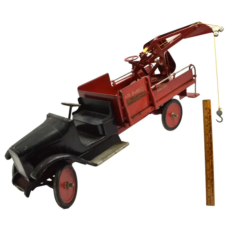 Rare Antique Buddy L Wrecking Truck No. 209 — Pressed Steel Tow Vehicle, Early 20th-Century Toy