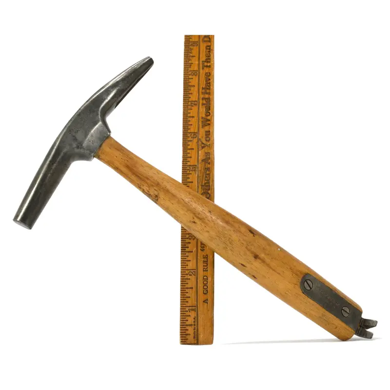 Rare Upholstery Tack Hammer by C.S. Osborne & Co. – Antique Nail-Puller Design with Distinctive Handle