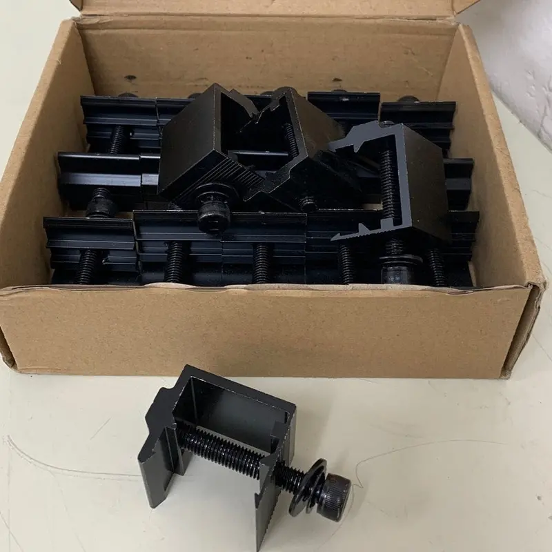 Sunmodo SMR100 L-FT Mounting Adaptor Kit – 14-Piece Black Solar Racking Component Set