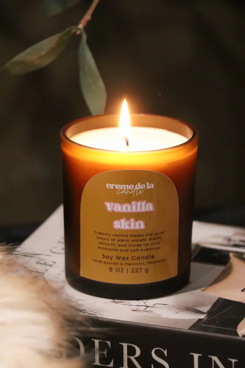 ‘Vanilla Skin’ Luxury Soy Candle – 8 oz Soft, Creamy Skin-Soft Fragrance