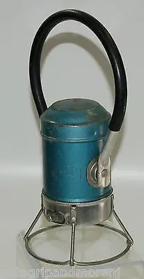 Vintage Star Headlight Lantern – Antique Cast-Metal Oil or Kerosene Lamp