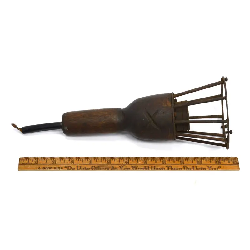 Vintage Workshop Extension Light — Medieval-Style Torch Design in Wood and Iron