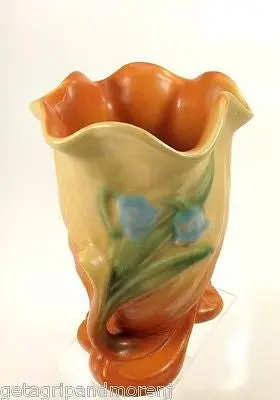 Weller Pottery Orange Floral Fluted Vase – Mid-Century Ceramic Design, Pristine Condition