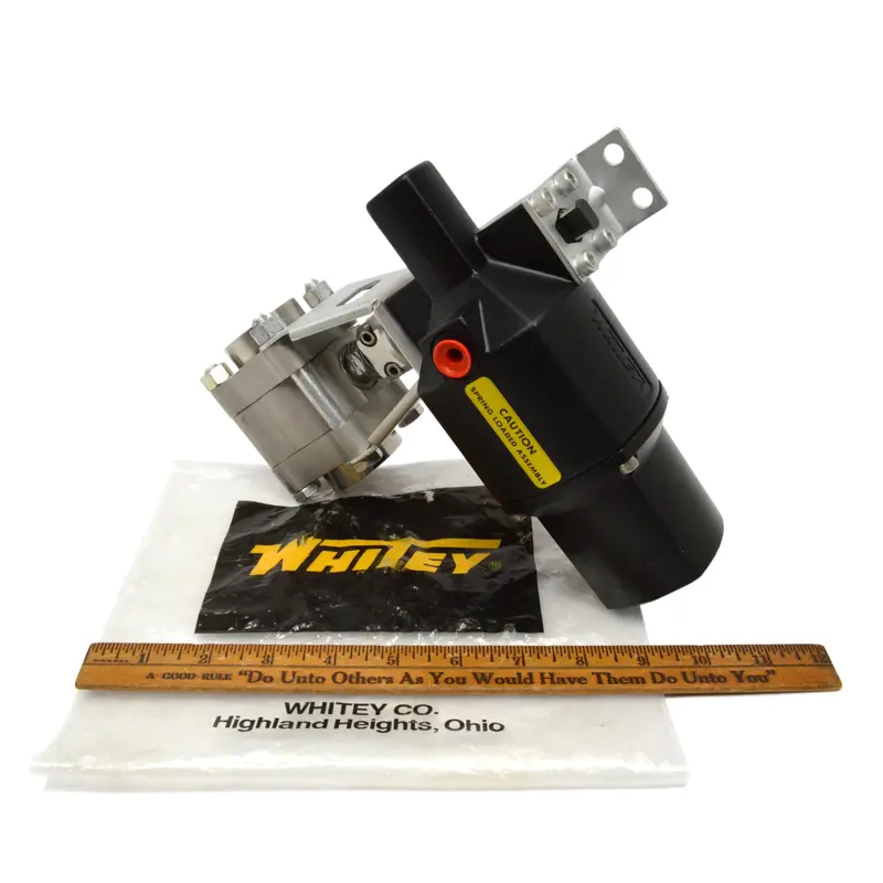 Whitey Pneumatic Actuator Model 133 SR – Includes Swagelok SS-65TF16-133-NO Fitting (Two Available)